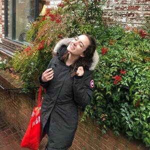 Canada Goose Women’s Victoria Down Coat XS